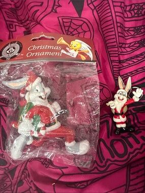 Warner Bros. Bugs Bunny Santa Ornament (2000)
